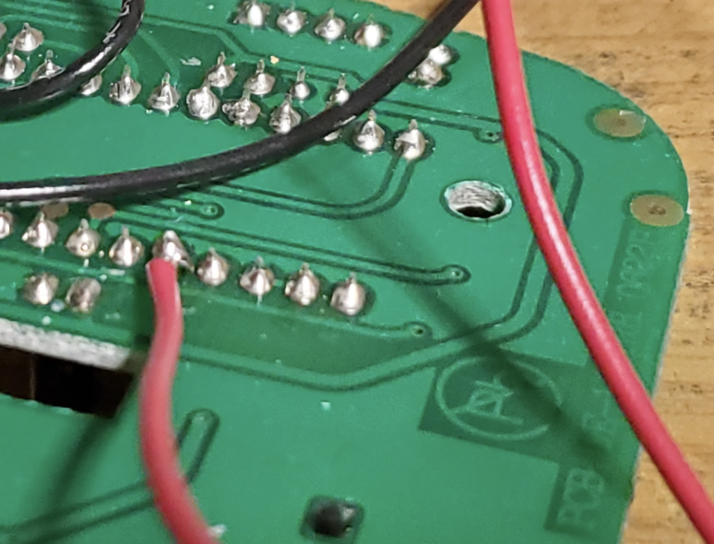 Dan Echo LFO Mod - Possible connection point for "TO PCB1" wire (red) to pin 25 of the PT2395 chip.
