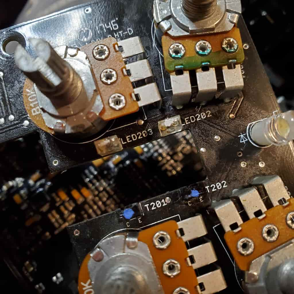 Showing the LEDs and photo-transistors responsible for the two switch modes. LED203/T201 trigger the half-press. LED202/T202 trigger the full-press.