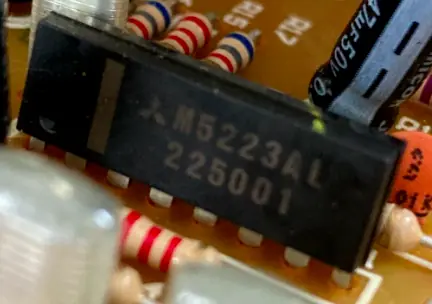 M5223AL chip, found in DS-1s from 2000 until 2006.